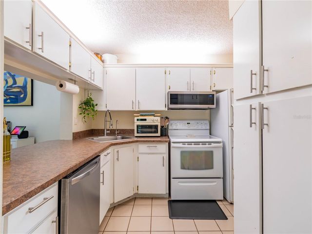3232 LAKE PINE WAY E F3, Tarpon Springs, FL 34688