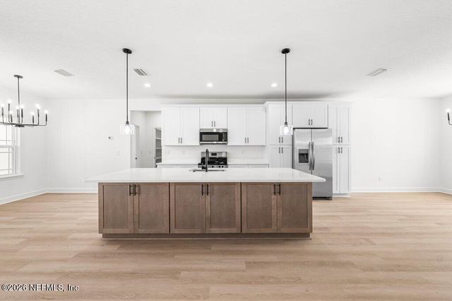 10993 N RUNWAY Circle, Glen St. Mary, FL 32040