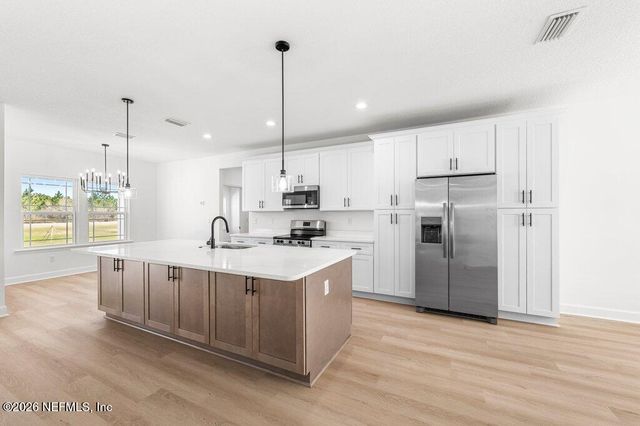 10993 N RUNWAY Circle, Glen St. Mary, FL 32040