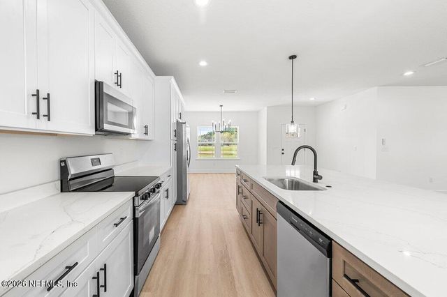 10993 N RUNWAY Circle, Glen St. Mary, FL 32040