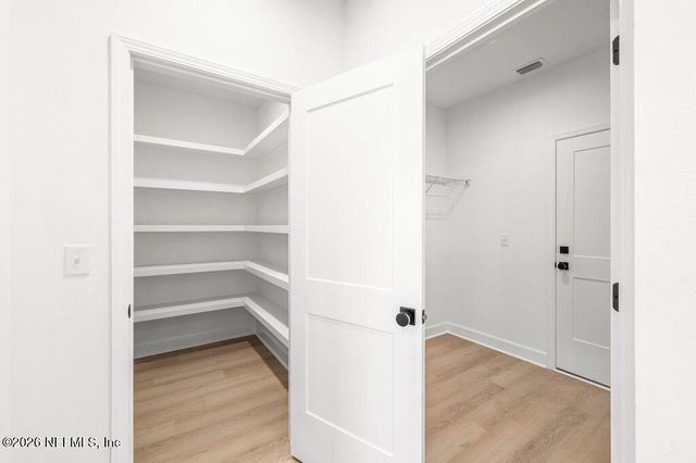 10993 N RUNWAY Circle, Glen St. Mary, FL 32040