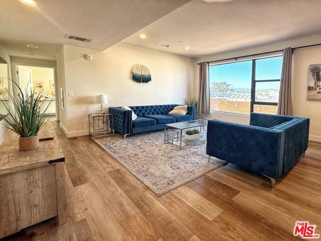 723 S St Andrews Place 507, Los Angeles, CA 90005