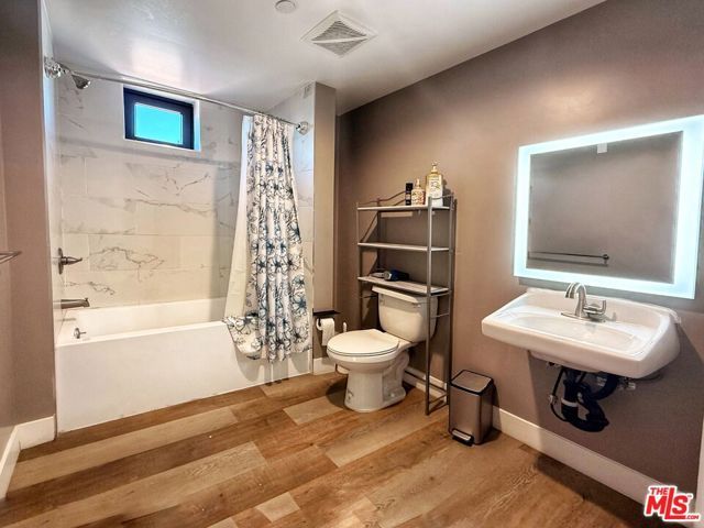 723 S St Andrews Place 507, Los Angeles, CA 90005