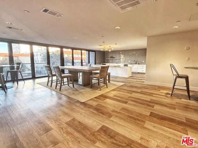 723 S St Andrews Place 507, Los Angeles, CA 90005