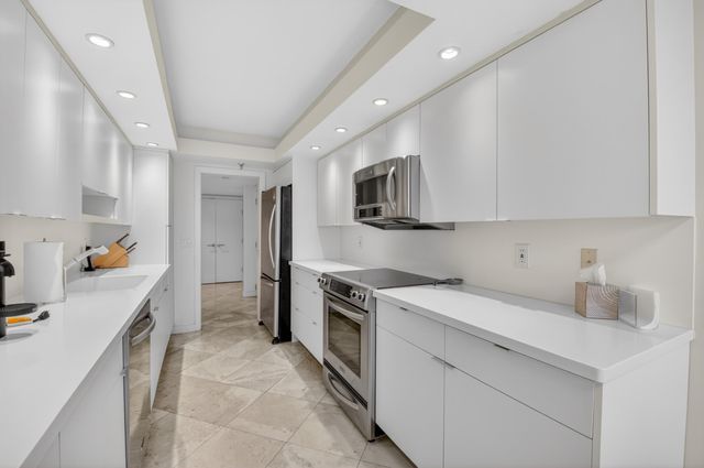 20090 Boca West Drive 338, Boca Raton, FL 33434