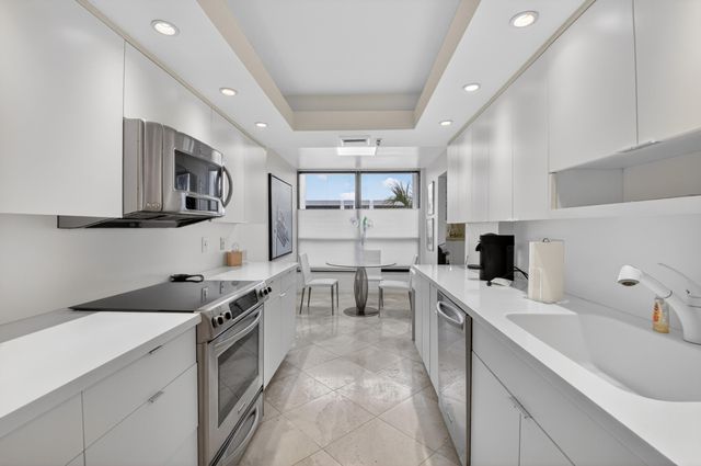 20090 Boca West Drive 338, Boca Raton, FL 33434