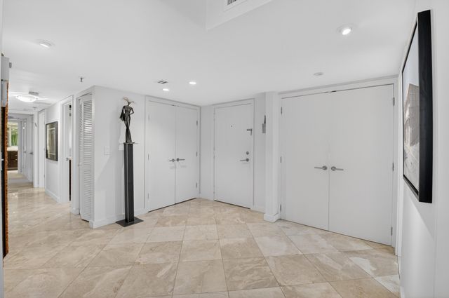 20090 Boca West Drive 338, Boca Raton, FL 33434