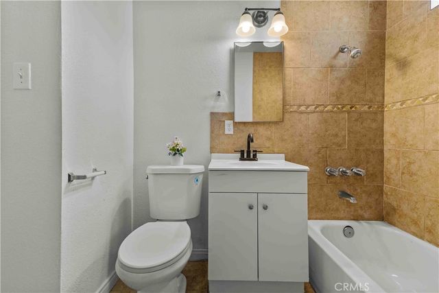 10817 Rosecrans, Norwalk, CA 90650