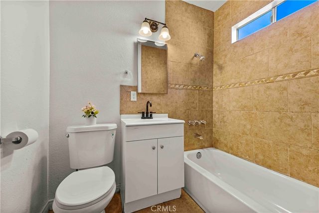 10817 Rosecrans, Norwalk, CA 90650