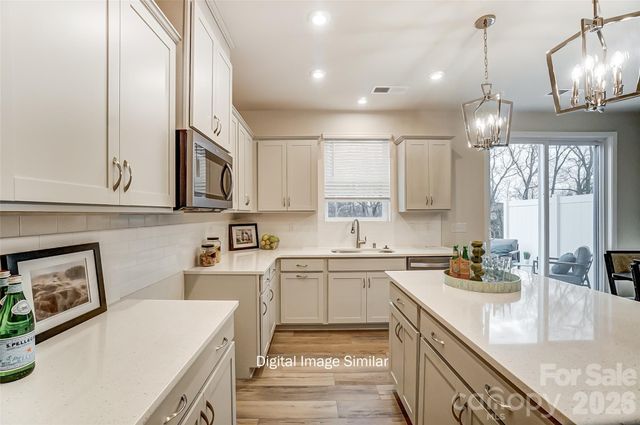 6018 Mallow Crossing Lane, Charlotte, NC 28213