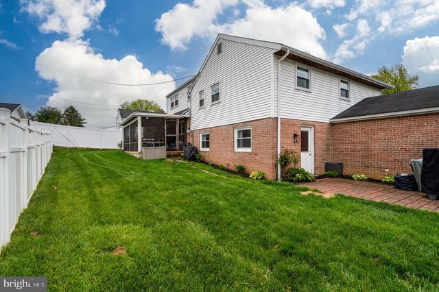 1519 DURWOOD DR, Reading, PA 19609