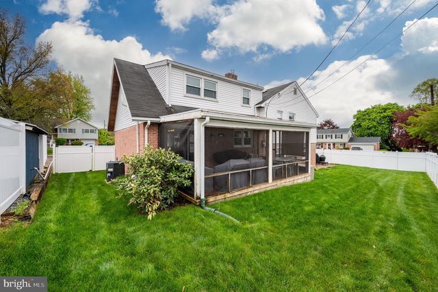 1519 DURWOOD DR, Reading, PA 19609