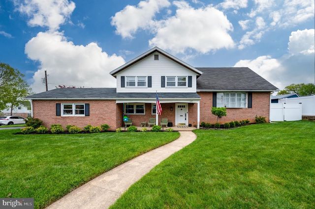 1519 DURWOOD DR, Reading, PA 19609
