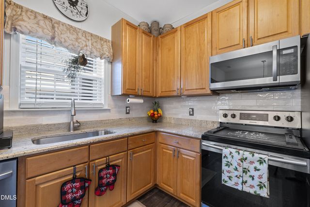 201 Dairy Road, Clayton, NC 27520