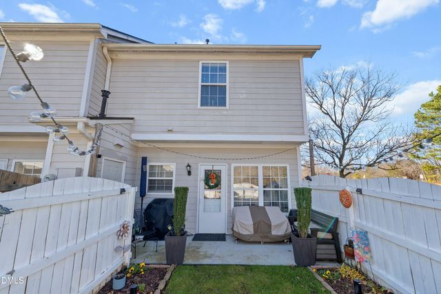 201 Dairy Road, Clayton, NC 27520