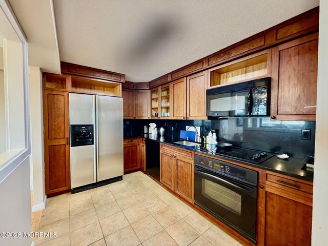 45 Ocean Avenue 7L, Monmouth Beach, NJ 07750
