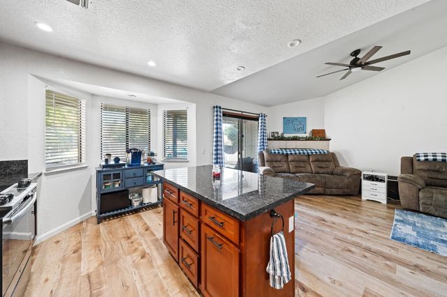 4300 San Juan Ave, Fair Oaks, CA 95628