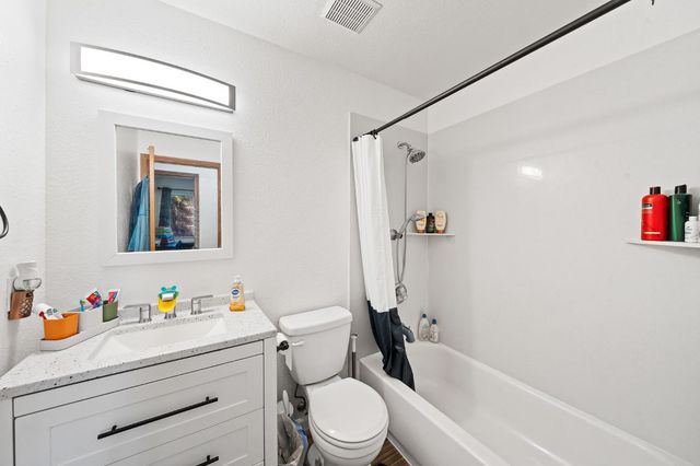 4300 San Juan Ave, Fair Oaks, CA 95628