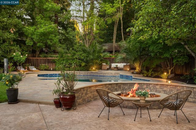 209 Still Creek Rd, Danville, CA 94506