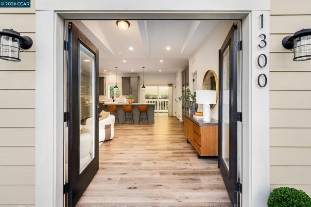 209 Still Creek Rd, Danville, CA 94506