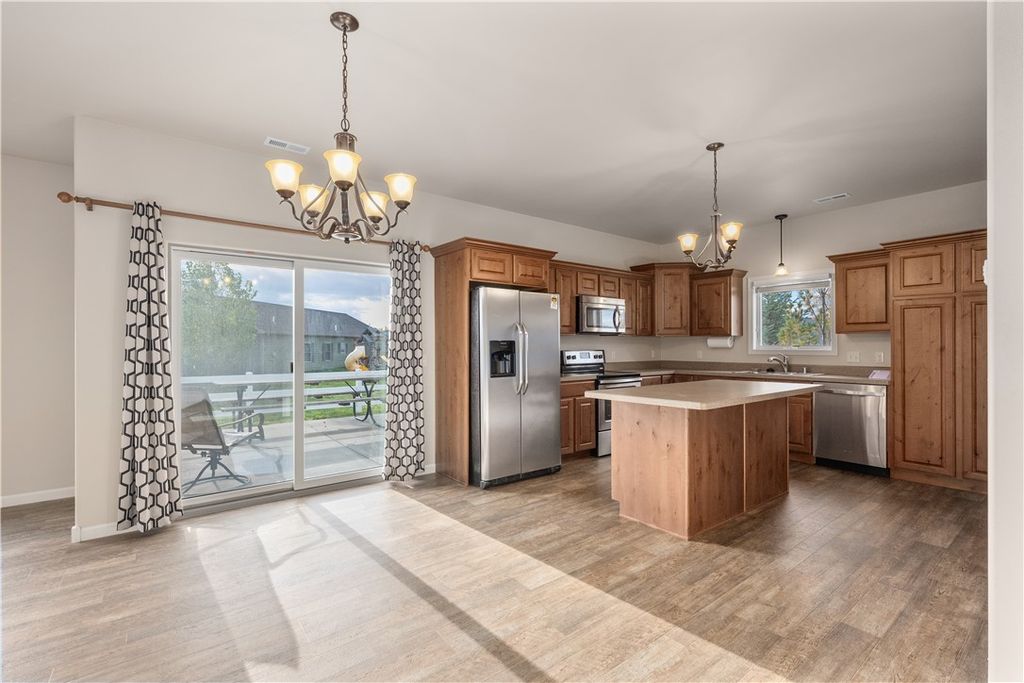 524 Pike Ct, Billings, MT 59106 photo 4