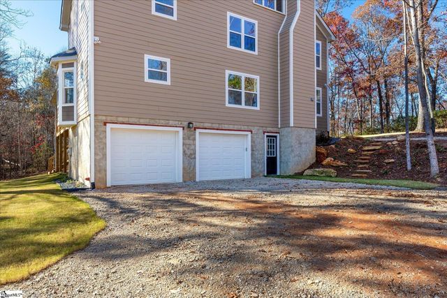 183 Wittmore Lane, Cleveland, SC 29635