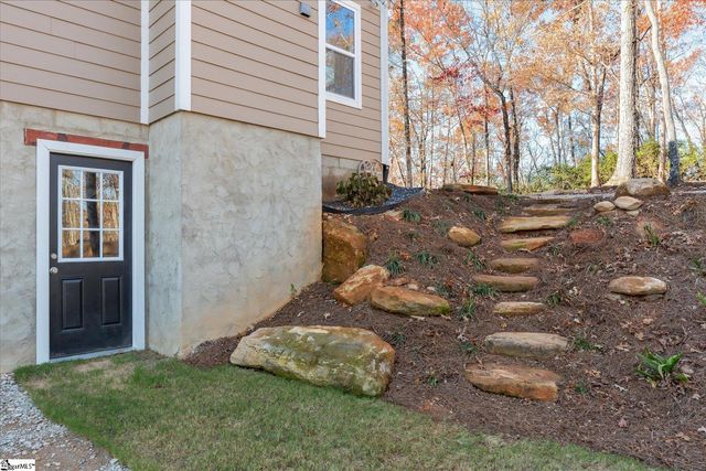 183 Wittmore Lane, Cleveland, SC 29635