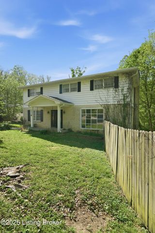 2804 Timber Hills Rd, Louisville, KY 40214