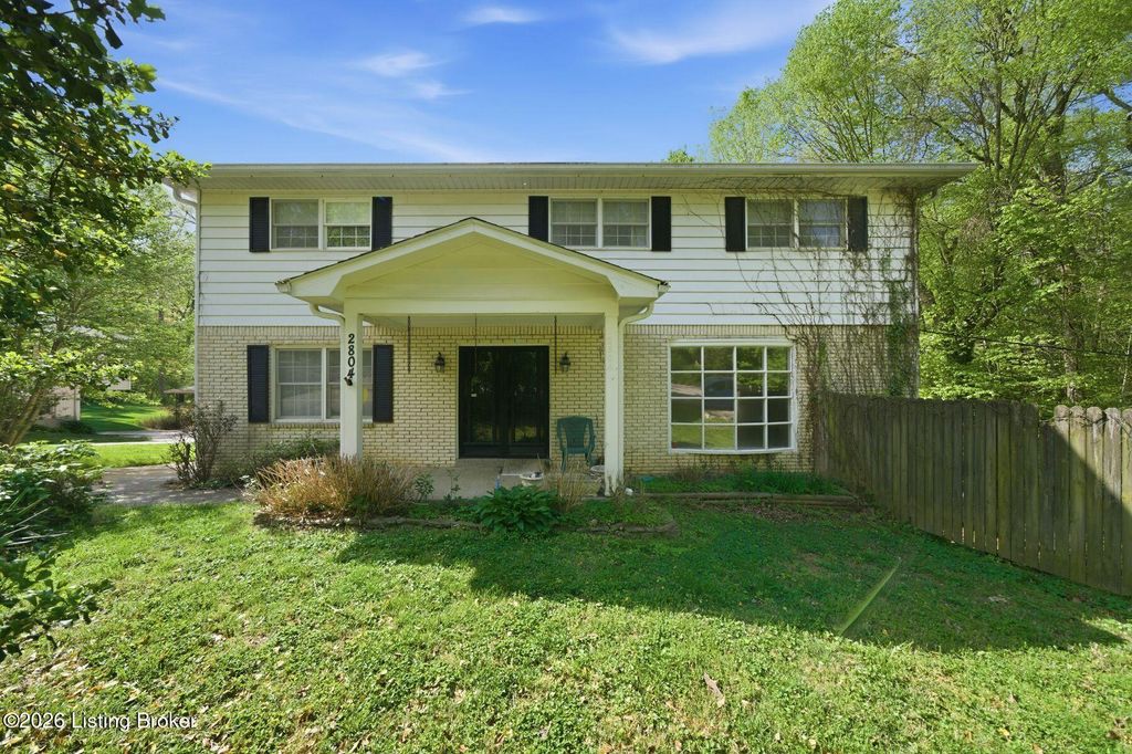 2804 Timber Hills Rd, Louisville, KY 40214