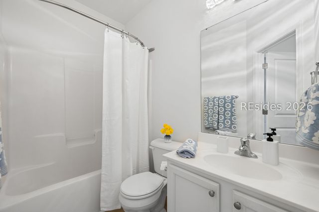 16 Savannah Oak Dr, Bluffton, SC 29910