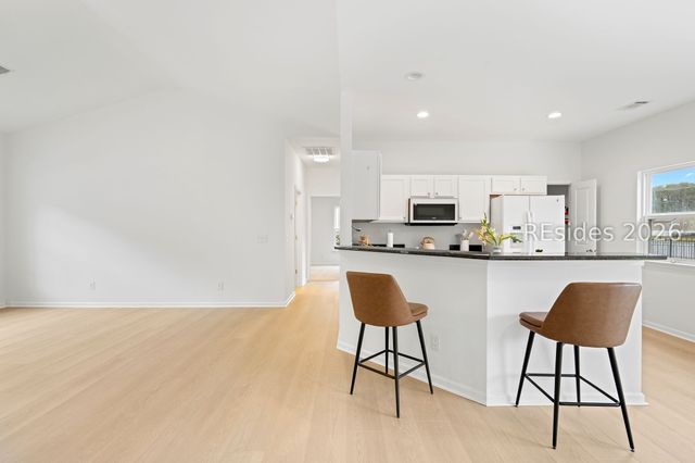 16 Savannah Oak Dr, Bluffton, SC 29910