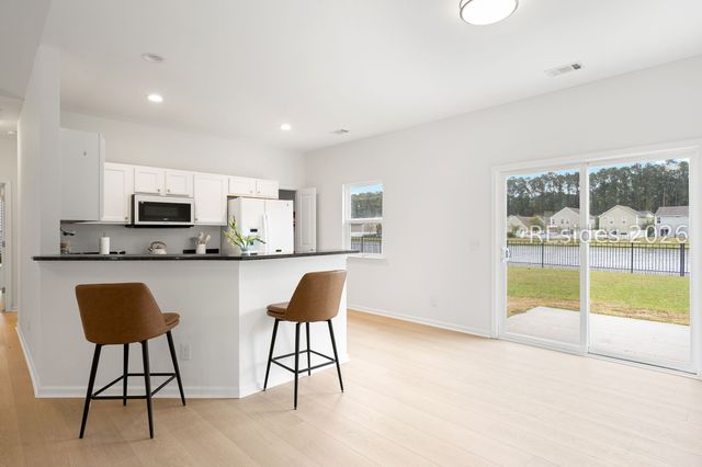 16 Savannah Oak Dr, Bluffton, SC 29910