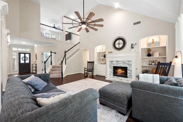 2014 Marie Weldon Lane, Arlington, TX 76001