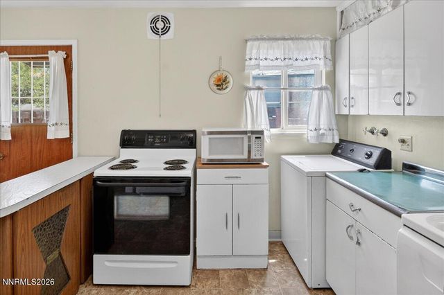 7 E I Street, Sparks, NV 89431