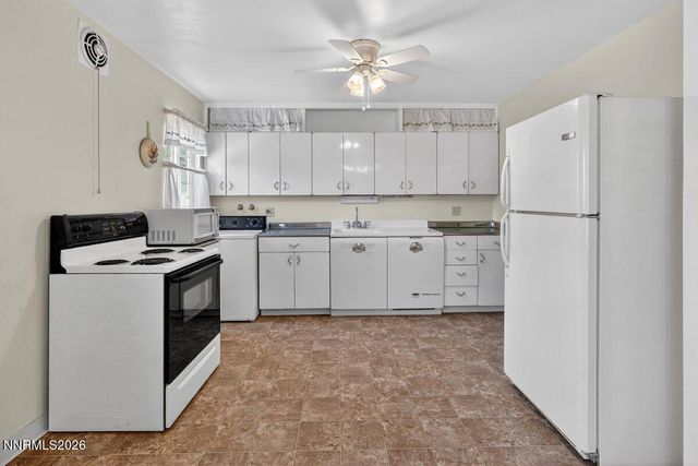 7 E I Street, Sparks, NV 89431