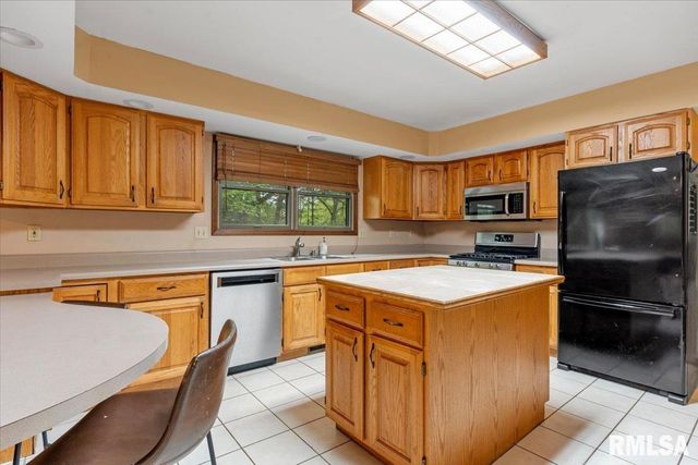 3990 SPRINGER Lane, Springfield, IL 62711