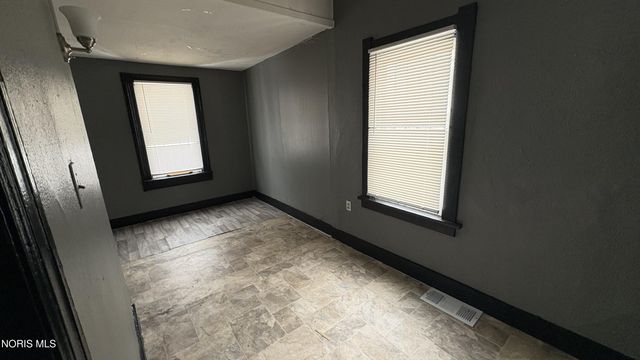 1637 Vance Street, Toledo, OH 43607