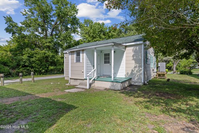 210 Poplar Street Street, New Bern, NC 28560
