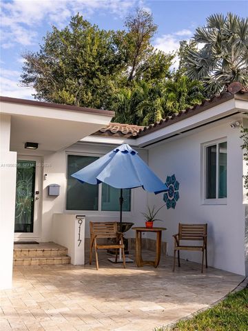 9117 Carlyle Ave, Surfside, FL 33154