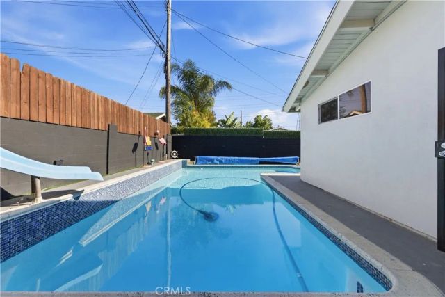 10652 Thomas, Anaheim, CA 92804