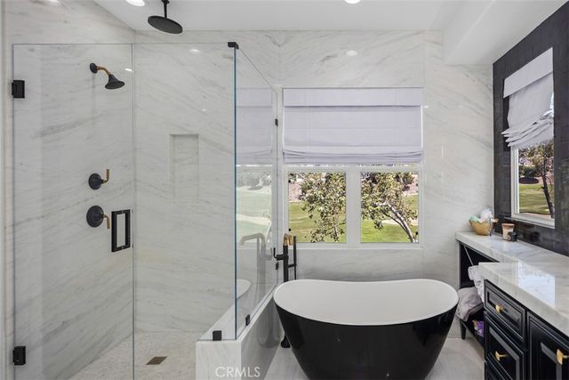 16 Golf Ridge Drive, Rancho Santa Margarita, CA 92679