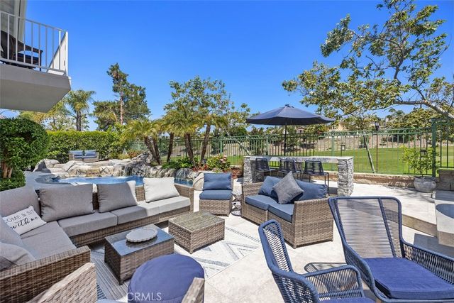 16 Golf Ridge Drive, Rancho Santa Margarita, CA 92679