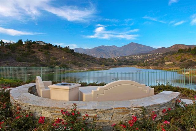 16 Golf Ridge Drive, Rancho Santa Margarita, CA 92679