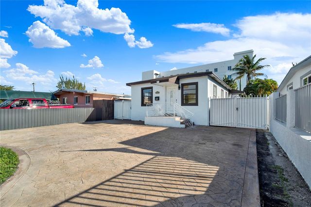 474 E 10th St, Hialeah, FL 33010