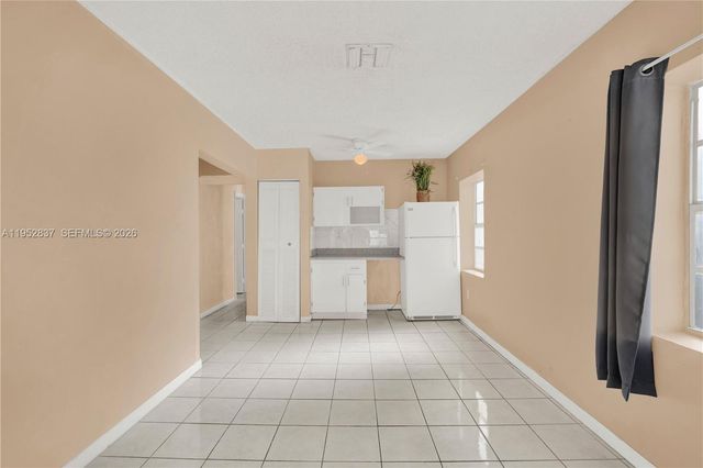 474 E 10th St, Hialeah, FL 33010