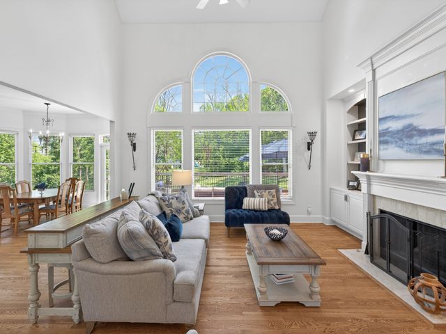 1046 Weston Ct, Brentwood, TN 37027