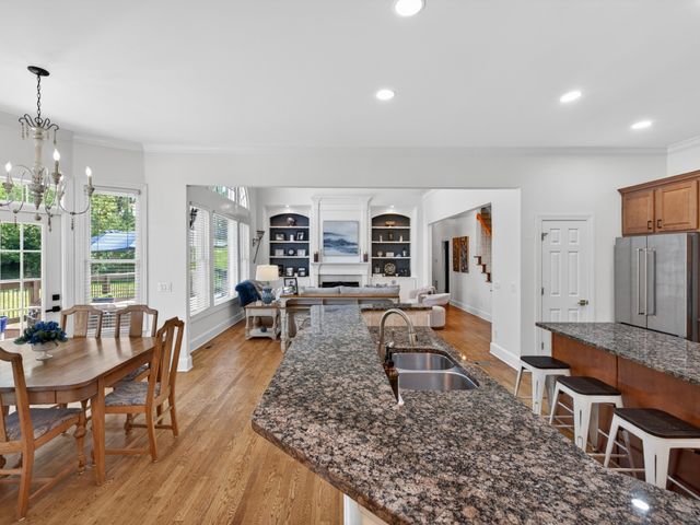 1046 Weston Ct, Brentwood, TN 37027