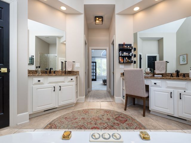 1046 Weston Ct, Brentwood, TN 37027