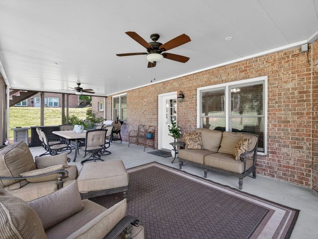 1046 Weston Ct, Brentwood, TN 37027