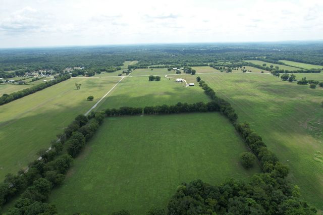 3130 Nashville Hwy, Lewisburg, TN 37091